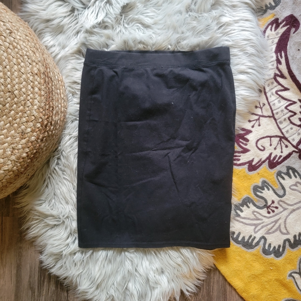 Old Navy pencil skirt